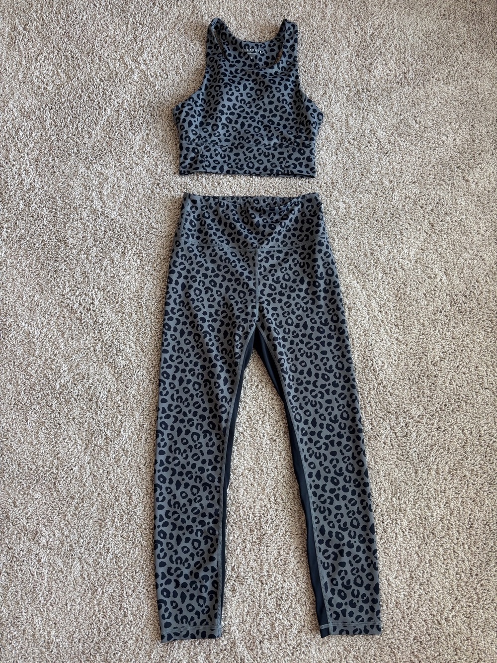ALLFENIX Leopard Print Leggings & Sports Bra Set
